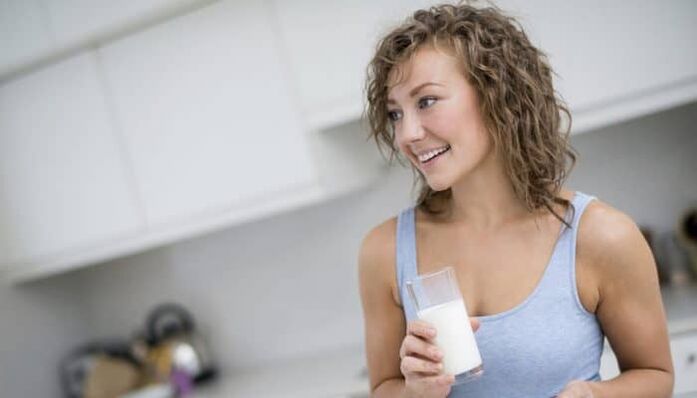 Lány kefir diétán